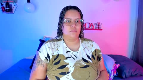 aleja      independent model       online show from 01-13-25, 02:00