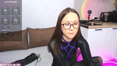 Monica online show from 03-12-26, 06:41