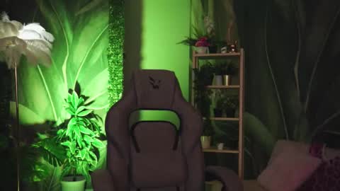 monica online show from 05-14-26, 11:33