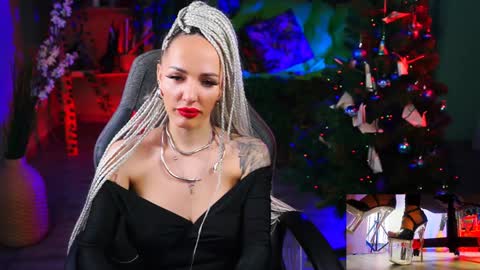 Snapshot of monicamaxwel chatting on 12-29-24, 12:23 Monika online show from 12-29-24, 12:23