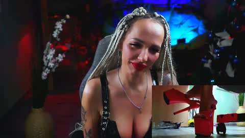 Snapshot of monicamaxwel chatting on 01-19-25, 06:21 Monika online show from 01-19-25, 06:21