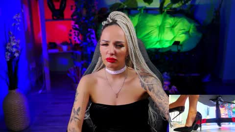 Snapshot of monicamaxwel chatting on 01-22-25, 04:55 Monika online show from 01-22-25, 04:55
