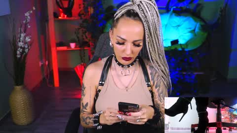 Snapshot of monicamaxwel chatting on 02-04-25, 11:16 Monika online show from 02-04-25, 11:16