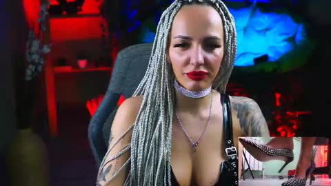 Snapshot of monicamaxwel chatting on 02-17-25, 06:37 Monika online show from 02-17-25, 06:37