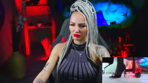 Snapshot of monicamaxwel chatting on 02-18-25, 12:06 Monika online show from 02-18-25, 12:06