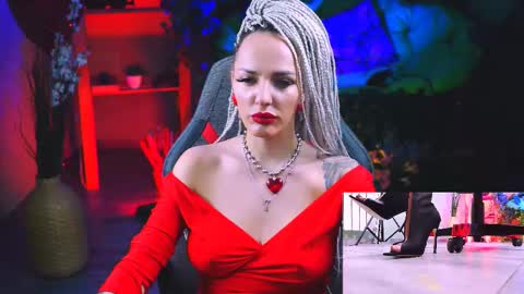 Snapshot of monicamaxwel chatting on 02-19-25, 12:11 Monika online show from 02-19-25, 12:11