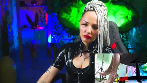 Snapshot of monicamaxwel chatting on 03-07-25, 06:22 Monika online show from 03-07-25, 06:22