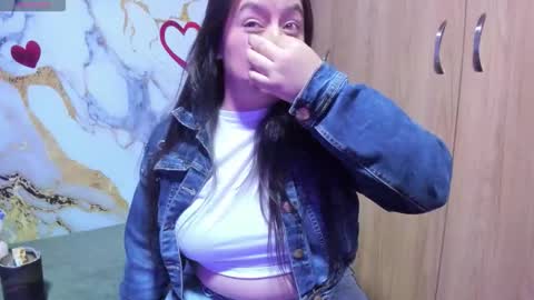 Snapshot of monickhot303av chatting on 02-20-26, 04:31 monickhot303av online show from 02-20-26, 04:31