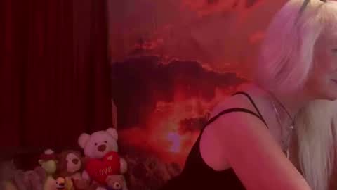 Monika    online show from 10-14-25, 02:01