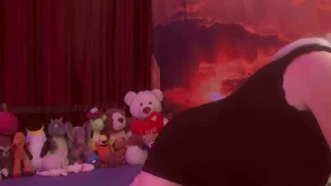 Monika    online show from 10-26-25, 01:44