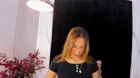 MONIK FOX online show from 09-17-25, 07:59