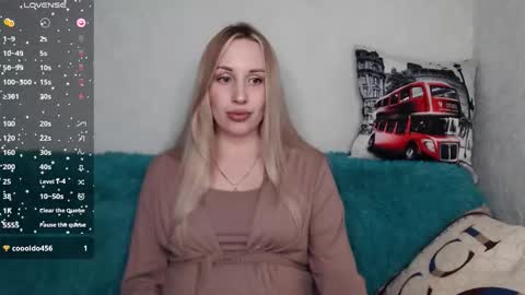 Monika online show from 09-28-25, 12:43