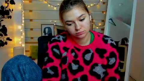 Snapshot of monika_youu chatting on 02-25-26, 01:54 Monika online show from 02-25-26, 01:54