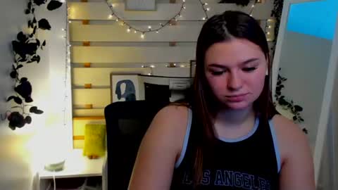 Snapshot of monika_youu chatting on 03-01-26, 01:35 Monika online show from 03-01-26, 01:35