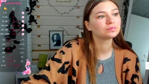 Snapshot of monika_youu chatting on 03-28-26, 01:54 Monika online show from 03-28-26, 01:54