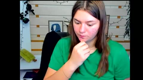 Monika online show from 05-11-26, 12:55