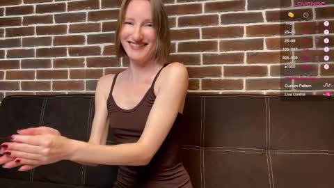 MonikaBos online show from 10-24-25, 09:22