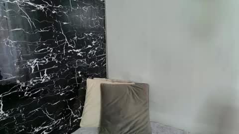 Snapshot of monique_a chatting on 01-09-25, 11:36 Ask me online show from 01-09-25, 11:36