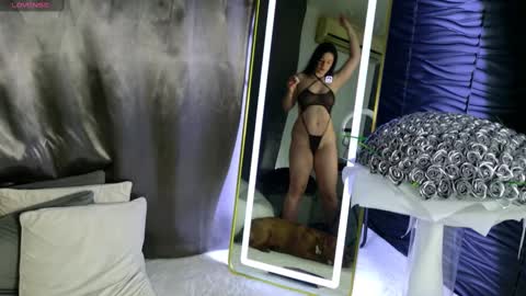 Snapshot of monique_a chatting on 03-04-25, 04:27 Ask me online show from 03-04-25, 04:27