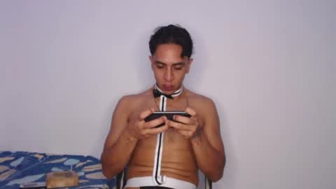 simon dice online show from 11-17-25, 03:01