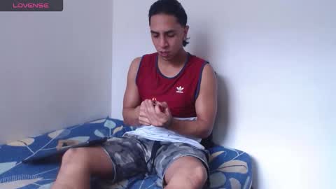 Snapshot of monkey_uchiha77 chatting on 04-19-26, 04:39 simon dice online show from 04-19-26, 04:39