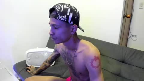 Snapshot of monkeyd_66 chatting on 12-18-24, 10:30 monkeyd_66 online show from 12-18-24, 10:30