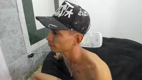 Snapshot of monkeyd_66 chatting on 02-18-25, 03:21 monkeyd_66 online show from 02-18-25, 03:21