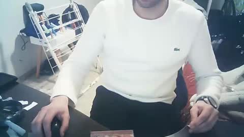 Snapshot of monkeydmajoub89 chatting on 02-18-25, 09:20 monkeydmajoub89 online show from 02-18-25, 09:20