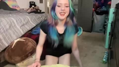 MonMon online show from 02-07-26, 06:50