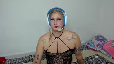 Snapshot of monojuan06 chatting on 02-10-25, 10:30 veronika ind online show from 02-10-25, 10:30