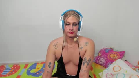 Snapshot of monojuan06 chatting on 02-21-25, 08:49 veronika ind online show from 02-21-25, 08:49