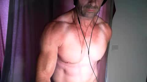 Snapshot of monsterdildos chatting on 11-15-25, 08:11 monsterdildos online show from 11-15-25, 08:11