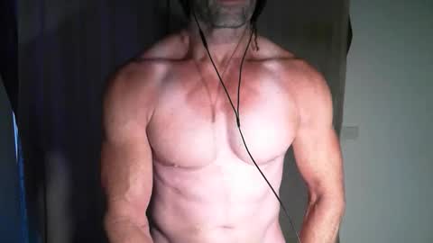 Snapshot of monsterdildos chatting on 11-16-25, 08:53 monsterdildos online show from 11-16-25, 08:53