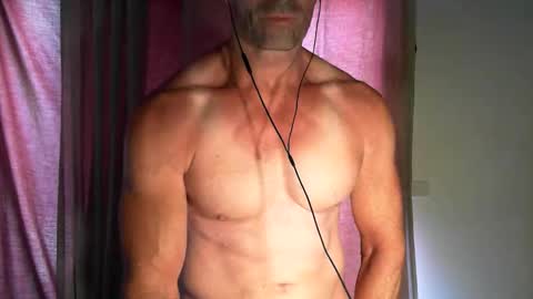 Snapshot of monsterdildos chatting on 01-11-26, 07:35 monsterdildos online show from 01-11-26, 07:35