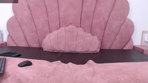 Linda Darling online show from 12-03-25, 04:38