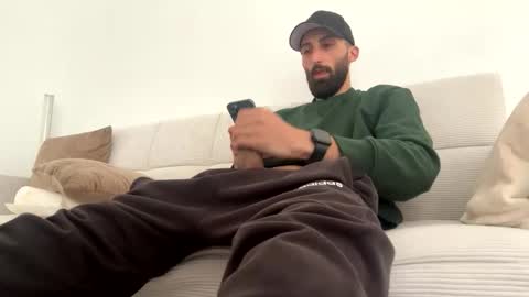 Snapshot of montii90 chatting on 10-16-25, 10:38 montii90 online show from 10-16-25, 10:38