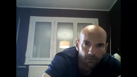 Snapshot of montmasse chatting on 04-26-26, 09:07 montmasse online show from 04-26-26, 09:07