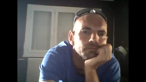 Snapshot of montmasse chatting on 04-29-26, 06:03 montmasse online show from 04-29-26, 06:03