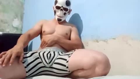 montoyar878 online show from 11-24-25, 02:33