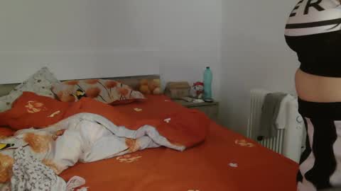 Monse online show from 02-07-25, 09:37