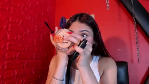 Monttserratt online show from 09-30-25, 02:33