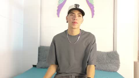 Snapshot of monyel_blake chatting on 06-22-26, 11:29 online show from 06-22-26, 11:29
