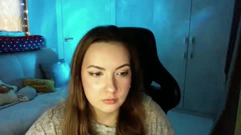 moodiemira online show from 01-09-26, 06:21