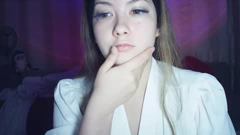 moodiemira online show from 03-03-26, 10:04