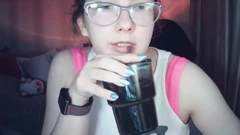 Snapshot of moodiemira chatting on 03-28-26, 08:41 moodiemira online show from 03-28-26, 08:41