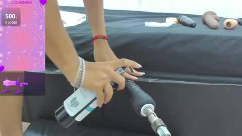 Snapshot of moon78max chatting on 09-29-25, 11:48 moon78max online show from 09-29-25, 11:48