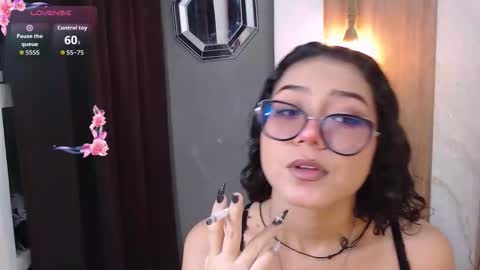 moon_and_fire_ online show from 02-27-26, 06:13