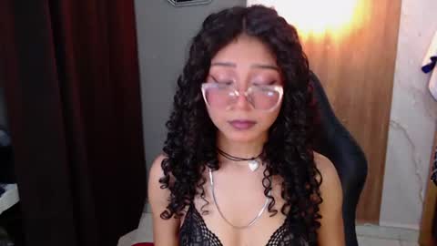 moon_and_fire_ online show from 06-15-26, 04:15