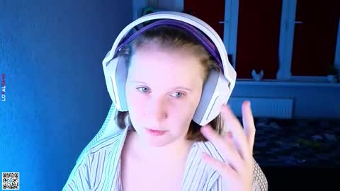 Lola online show from 10-03-25, 04:26