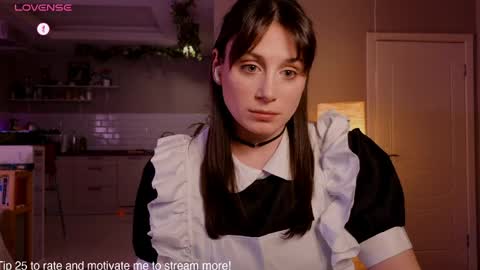 Luna  online show from 04-03-26, 05:44